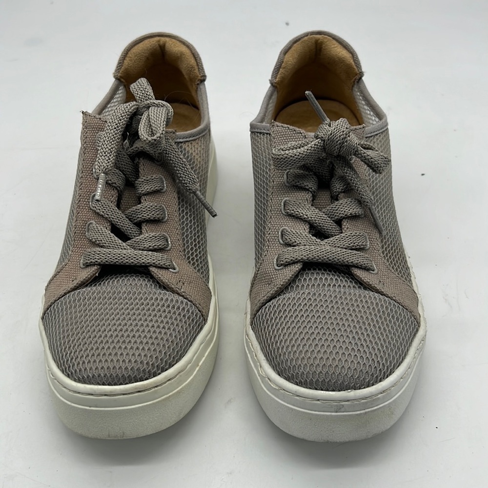 naturalizer tennis shoes